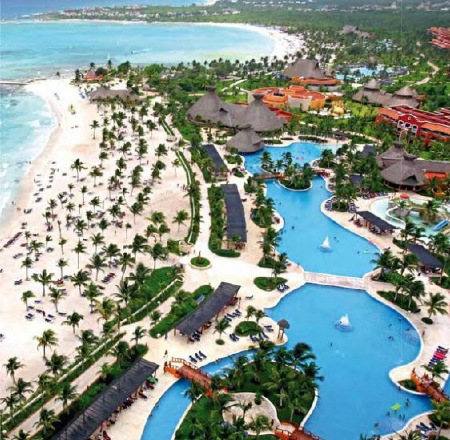 Barcelo All-Inclusive Resort in Cancun Riviera Maya